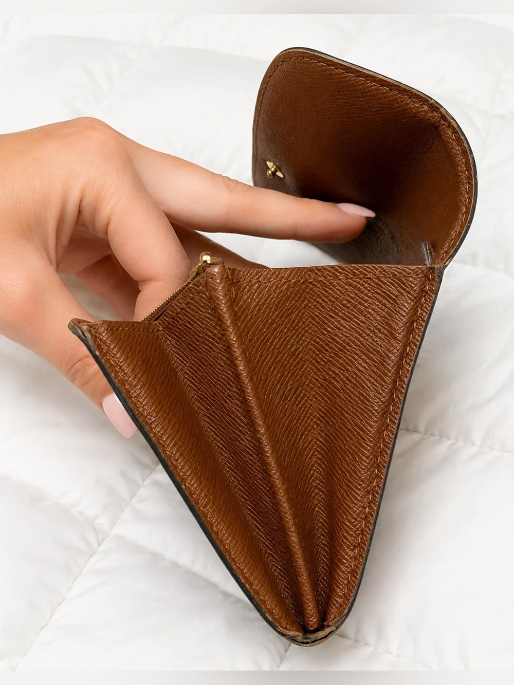 Authentic Vintage Louis Vuitton Sarah Wallet
